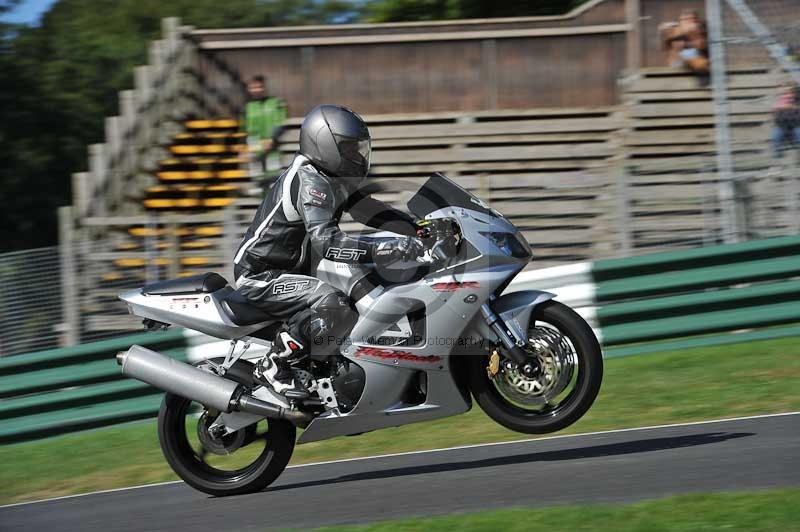 Motorcycle action photographs;Trackday digital images;cadwell;cadwell park photographs;event digital images;eventdigitalimages;motor racing louth lincolnshire;no limits trackdays;peter wileman photography;trackday;trackday photos