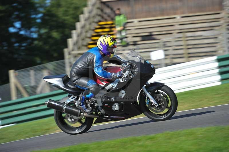 Motorcycle action photographs;Trackday digital images;cadwell;cadwell park photographs;event digital images;eventdigitalimages;motor racing louth lincolnshire;no limits trackdays;peter wileman photography;trackday;trackday photos