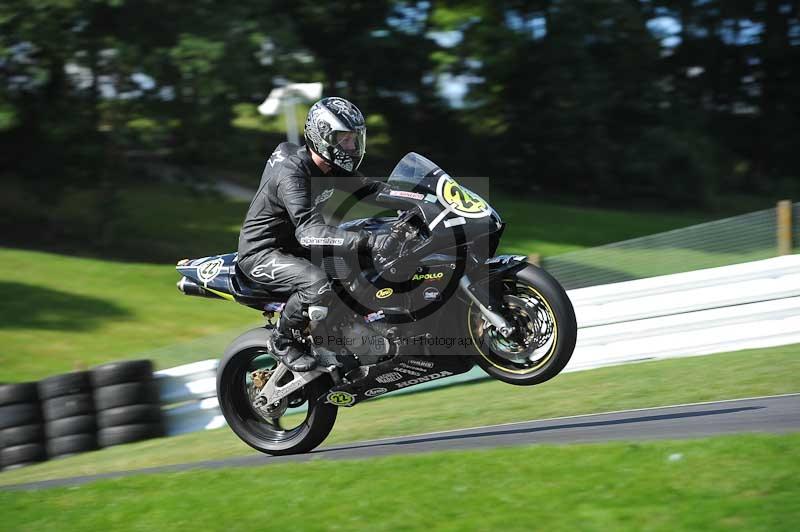 Motorcycle action photographs;Trackday digital images;cadwell;cadwell park photographs;event digital images;eventdigitalimages;motor racing louth lincolnshire;no limits trackdays;peter wileman photography;trackday;trackday photos