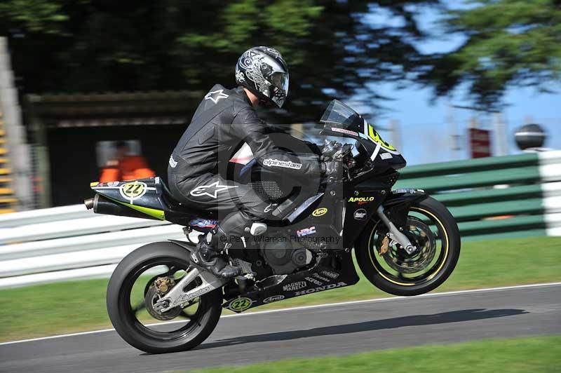 Motorcycle action photographs;Trackday digital images;cadwell;cadwell park photographs;event digital images;eventdigitalimages;motor racing louth lincolnshire;no limits trackdays;peter wileman photography;trackday;trackday photos