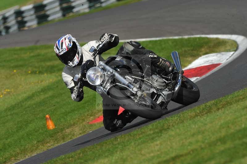 Motorcycle action photographs;Trackday digital images;cadwell;cadwell park photographs;event digital images;eventdigitalimages;motor racing louth lincolnshire;no limits trackdays;peter wileman photography;trackday;trackday photos