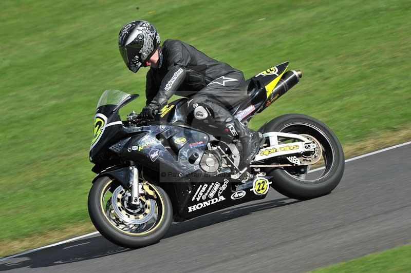 Motorcycle action photographs;Trackday digital images;cadwell;cadwell park photographs;event digital images;eventdigitalimages;motor racing louth lincolnshire;no limits trackdays;peter wileman photography;trackday;trackday photos