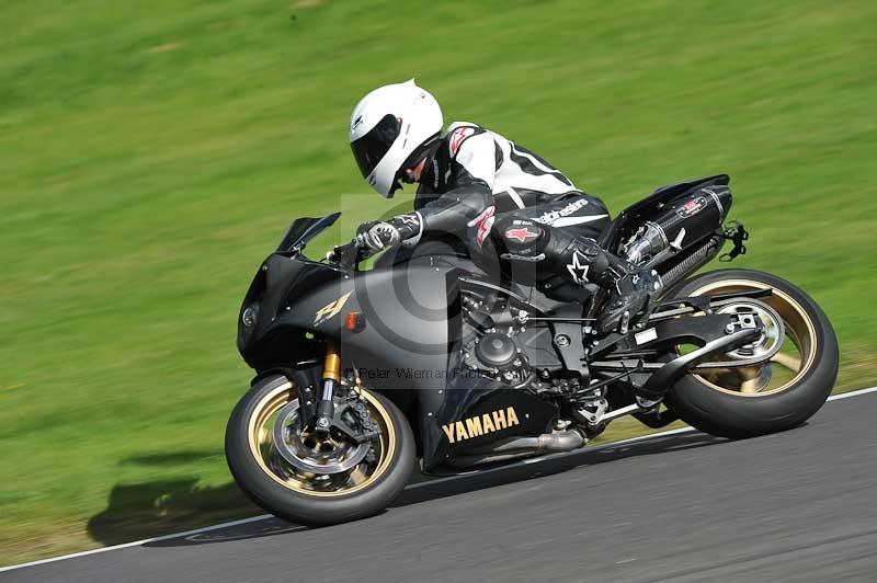 Motorcycle action photographs;Trackday digital images;cadwell;cadwell park photographs;event digital images;eventdigitalimages;motor racing louth lincolnshire;no limits trackdays;peter wileman photography;trackday;trackday photos