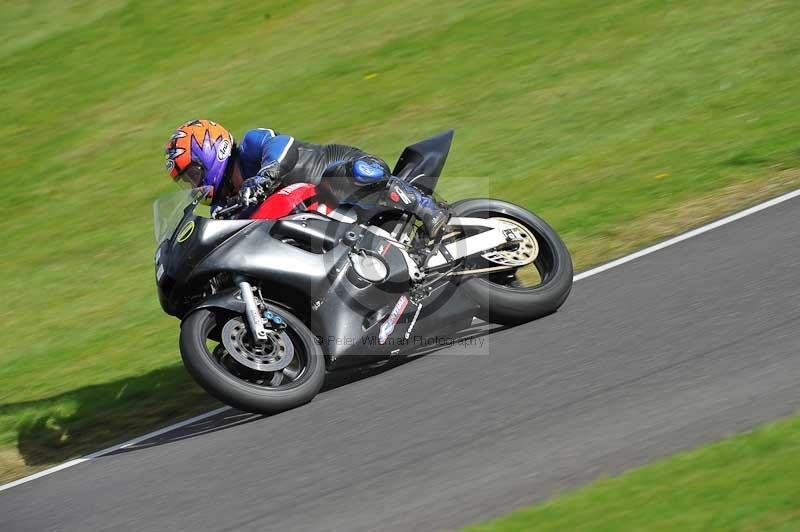 Motorcycle action photographs;Trackday digital images;cadwell;cadwell park photographs;event digital images;eventdigitalimages;motor racing louth lincolnshire;no limits trackdays;peter wileman photography;trackday;trackday photos