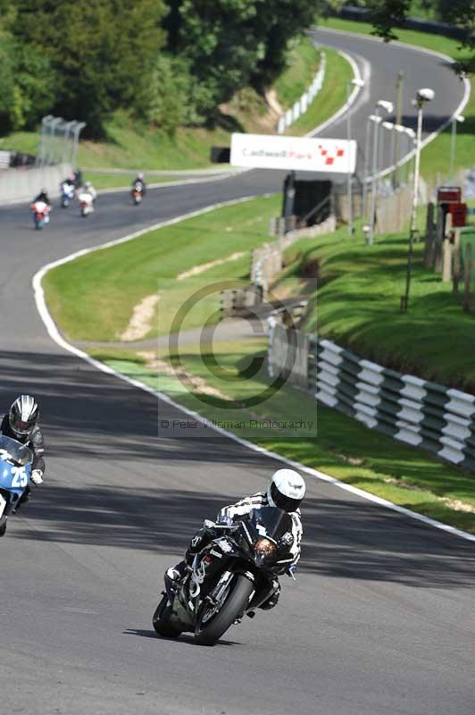 Motorcycle action photographs;Trackday digital images;cadwell;cadwell park photographs;event digital images;eventdigitalimages;motor racing louth lincolnshire;no limits trackdays;peter wileman photography;trackday;trackday photos