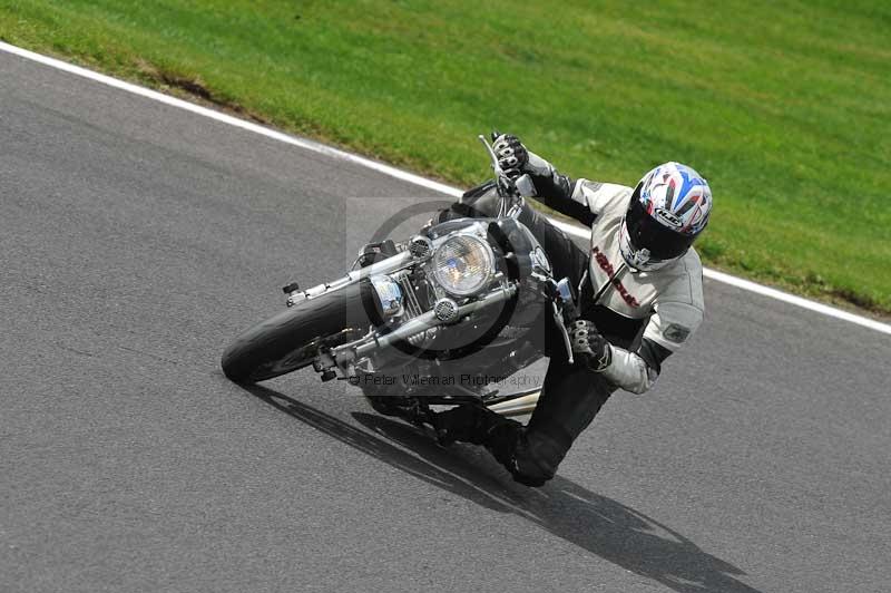 Motorcycle action photographs;Trackday digital images;cadwell;cadwell park photographs;event digital images;eventdigitalimages;motor racing louth lincolnshire;no limits trackdays;peter wileman photography;trackday;trackday photos