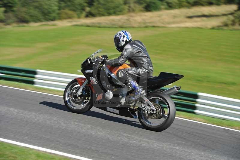 Motorcycle action photographs;Trackday digital images;cadwell;cadwell park photographs;event digital images;eventdigitalimages;motor racing louth lincolnshire;no limits trackdays;peter wileman photography;trackday;trackday photos