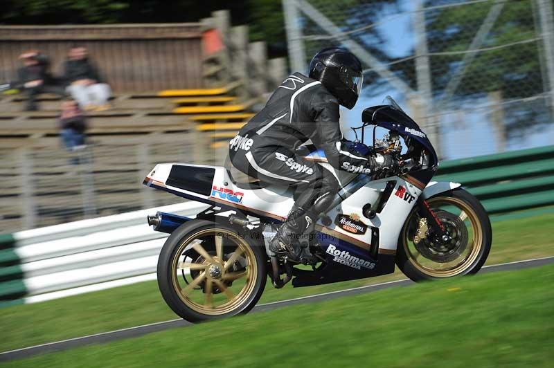 Motorcycle action photographs;Trackday digital images;cadwell;cadwell park photographs;event digital images;eventdigitalimages;motor racing louth lincolnshire;no limits trackdays;peter wileman photography;trackday;trackday photos