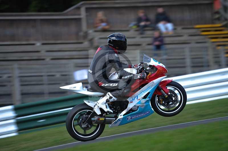 Motorcycle action photographs;Trackday digital images;cadwell;cadwell park photographs;event digital images;eventdigitalimages;motor racing louth lincolnshire;no limits trackdays;peter wileman photography;trackday;trackday photos