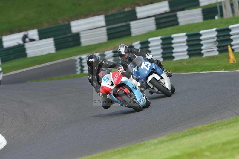 Motorcycle action photographs;Trackday digital images;cadwell;cadwell park photographs;event digital images;eventdigitalimages;motor racing louth lincolnshire;no limits trackdays;peter wileman photography;trackday;trackday photos