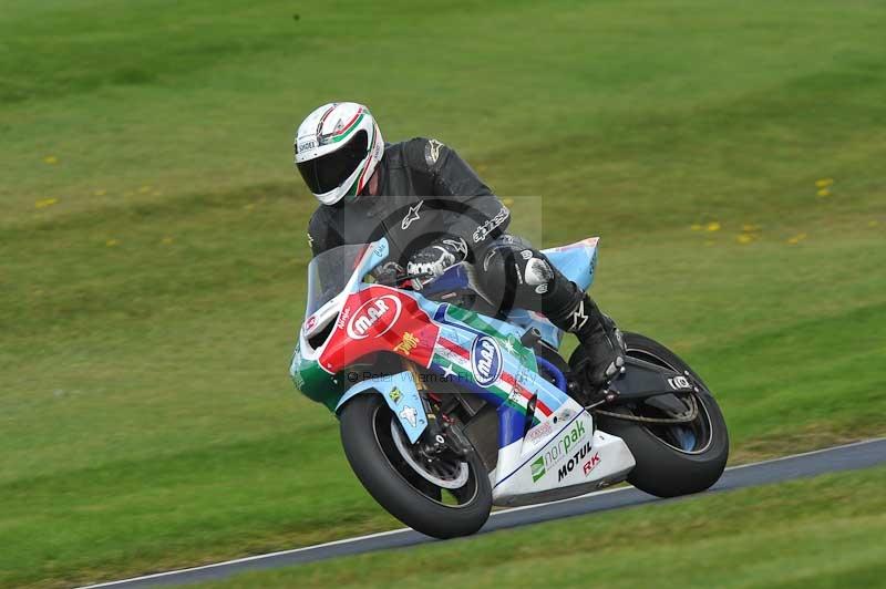 Motorcycle action photographs;Trackday digital images;cadwell;cadwell park photographs;event digital images;eventdigitalimages;motor racing louth lincolnshire;no limits trackdays;peter wileman photography;trackday;trackday photos