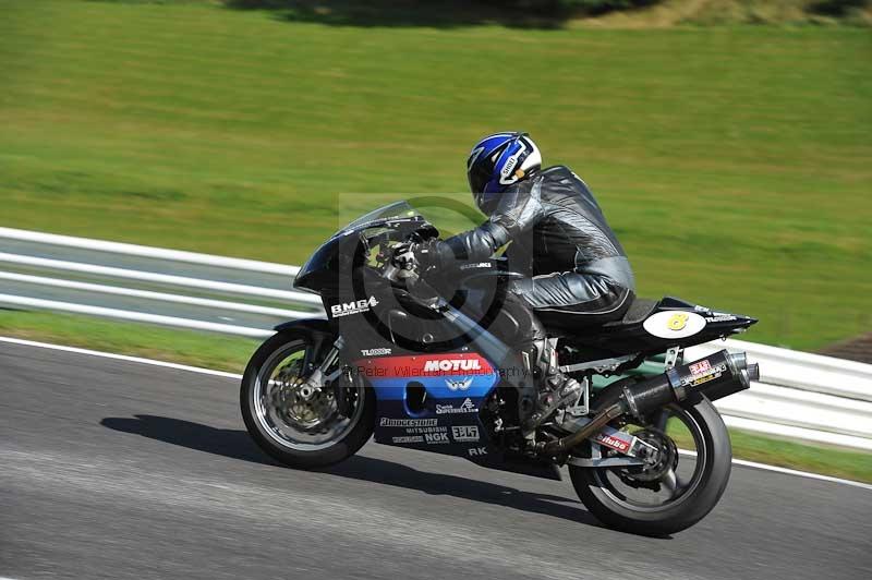 Motorcycle action photographs;Trackday digital images;cadwell;cadwell park photographs;event digital images;eventdigitalimages;motor racing louth lincolnshire;no limits trackdays;peter wileman photography;trackday;trackday photos