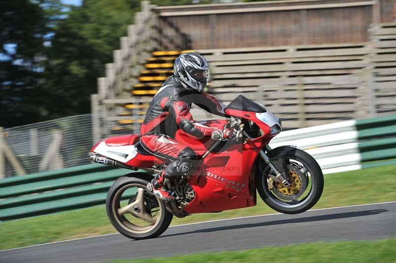 Motorcycle action photographs;Trackday digital images;cadwell;cadwell park photographs;event digital images;eventdigitalimages;motor racing louth lincolnshire;no limits trackdays;peter wileman photography;trackday;trackday photos