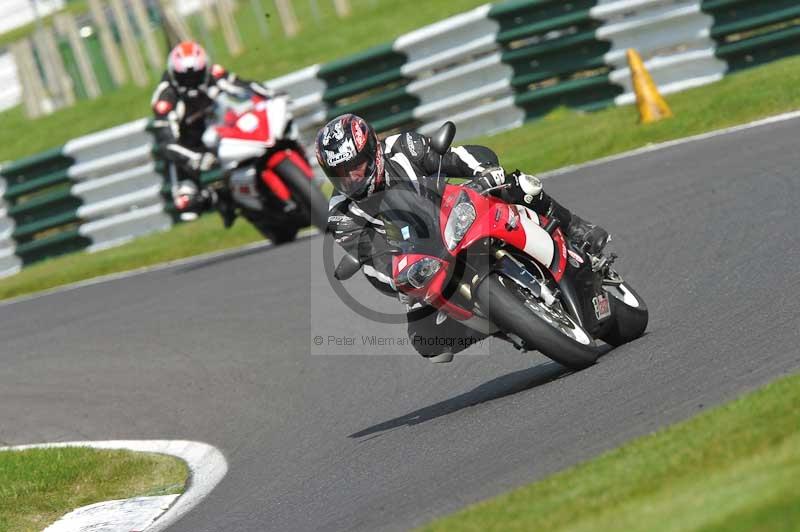 Motorcycle action photographs;Trackday digital images;cadwell;cadwell park photographs;event digital images;eventdigitalimages;motor racing louth lincolnshire;no limits trackdays;peter wileman photography;trackday;trackday photos