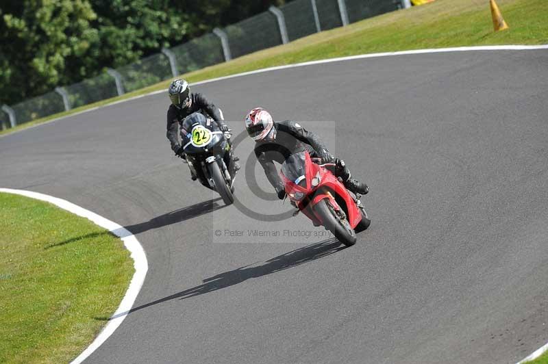 Motorcycle action photographs;Trackday digital images;cadwell;cadwell park photographs;event digital images;eventdigitalimages;motor racing louth lincolnshire;no limits trackdays;peter wileman photography;trackday;trackday photos