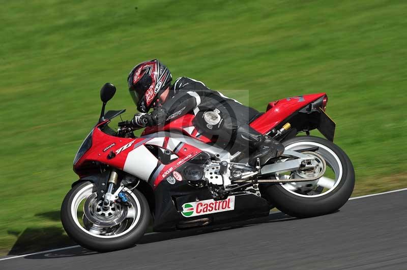 Motorcycle action photographs;Trackday digital images;cadwell;cadwell park photographs;event digital images;eventdigitalimages;motor racing louth lincolnshire;no limits trackdays;peter wileman photography;trackday;trackday photos