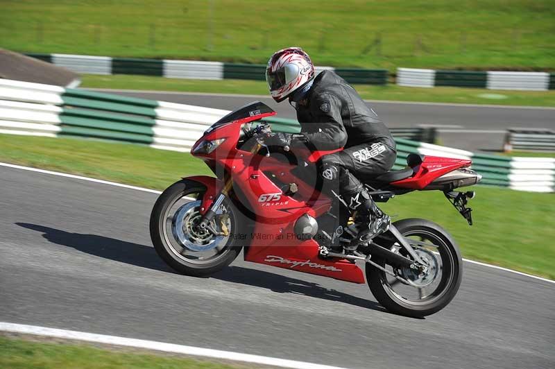 Motorcycle action photographs;Trackday digital images;cadwell;cadwell park photographs;event digital images;eventdigitalimages;motor racing louth lincolnshire;no limits trackdays;peter wileman photography;trackday;trackday photos