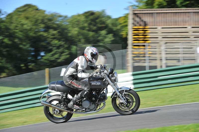 Motorcycle action photographs;Trackday digital images;cadwell;cadwell park photographs;event digital images;eventdigitalimages;motor racing louth lincolnshire;no limits trackdays;peter wileman photography;trackday;trackday photos