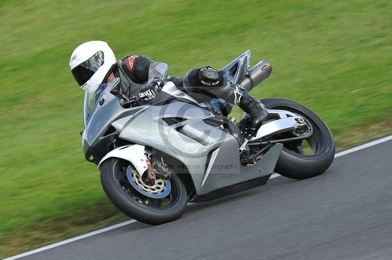 Motorcycle action photographs;Trackday digital images;cadwell;cadwell park photographs;event digital images;eventdigitalimages;motor racing louth lincolnshire;no limits trackdays;peter wileman photography;trackday;trackday photos