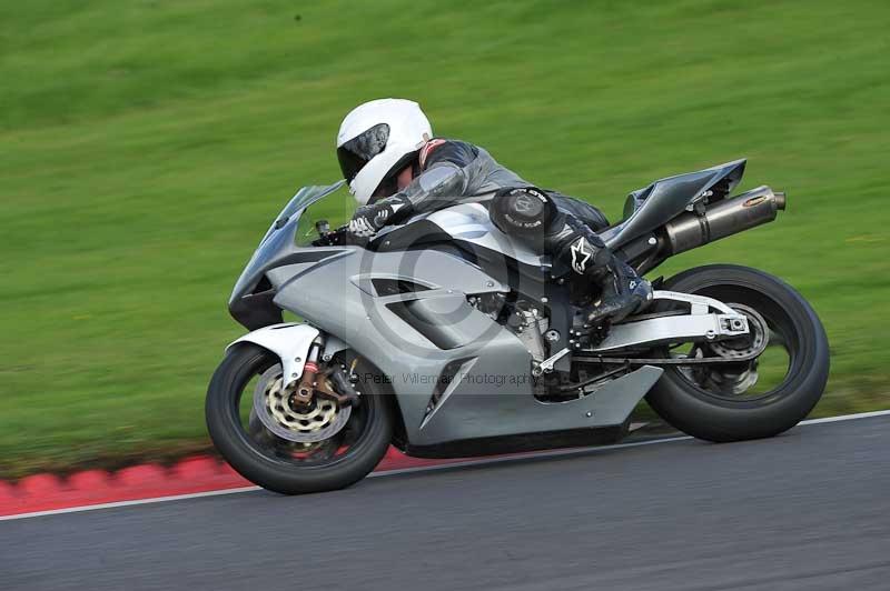 Motorcycle action photographs;Trackday digital images;cadwell;cadwell park photographs;event digital images;eventdigitalimages;motor racing louth lincolnshire;no limits trackdays;peter wileman photography;trackday;trackday photos