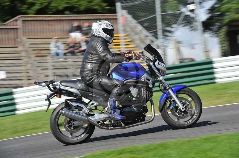 Motorcycle action photographs;Trackday digital images;cadwell;cadwell park photographs;event digital images;eventdigitalimages;motor racing louth lincolnshire;no limits trackdays;peter wileman photography;trackday;trackday photos