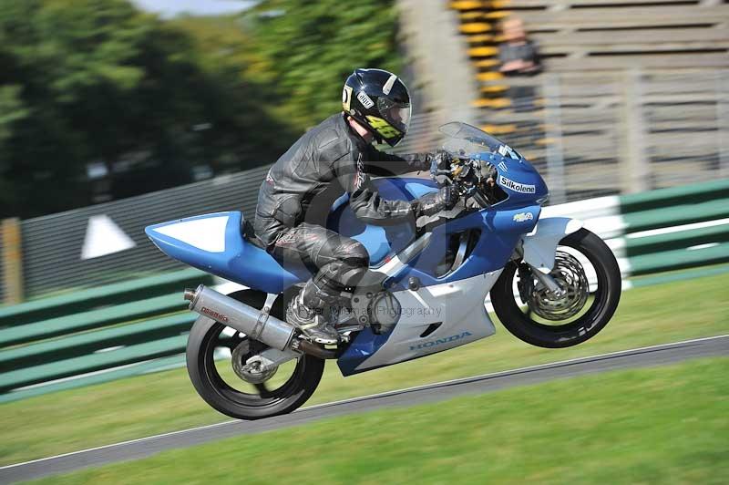 Motorcycle action photographs;Trackday digital images;cadwell;cadwell park photographs;event digital images;eventdigitalimages;motor racing louth lincolnshire;no limits trackdays;peter wileman photography;trackday;trackday photos