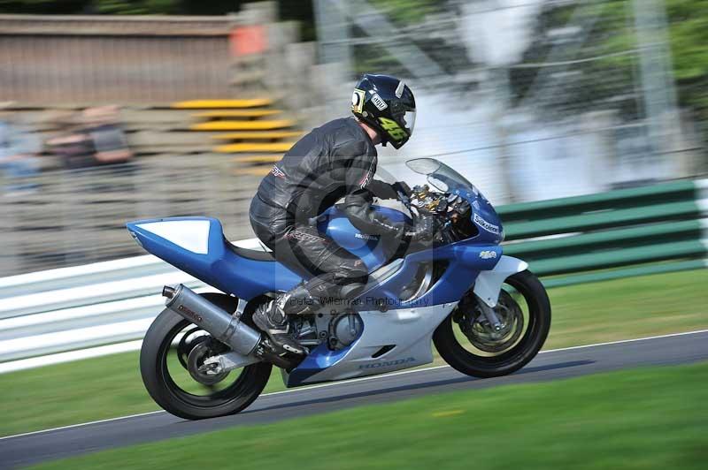 Motorcycle action photographs;Trackday digital images;cadwell;cadwell park photographs;event digital images;eventdigitalimages;motor racing louth lincolnshire;no limits trackdays;peter wileman photography;trackday;trackday photos