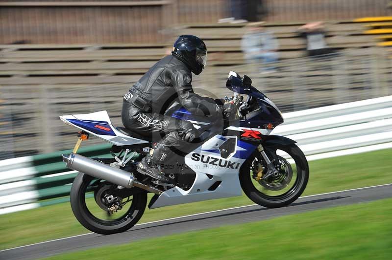 Motorcycle action photographs;Trackday digital images;cadwell;cadwell park photographs;event digital images;eventdigitalimages;motor racing louth lincolnshire;no limits trackdays;peter wileman photography;trackday;trackday photos