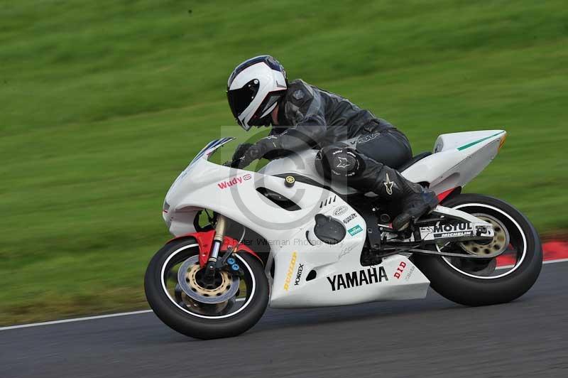 Motorcycle action photographs;Trackday digital images;cadwell;cadwell park photographs;event digital images;eventdigitalimages;motor racing louth lincolnshire;no limits trackdays;peter wileman photography;trackday;trackday photos