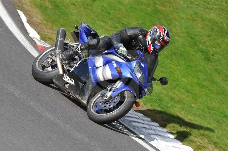 Motorcycle action photographs;Trackday digital images;cadwell;cadwell park photographs;event digital images;eventdigitalimages;motor racing louth lincolnshire;no limits trackdays;peter wileman photography;trackday;trackday photos