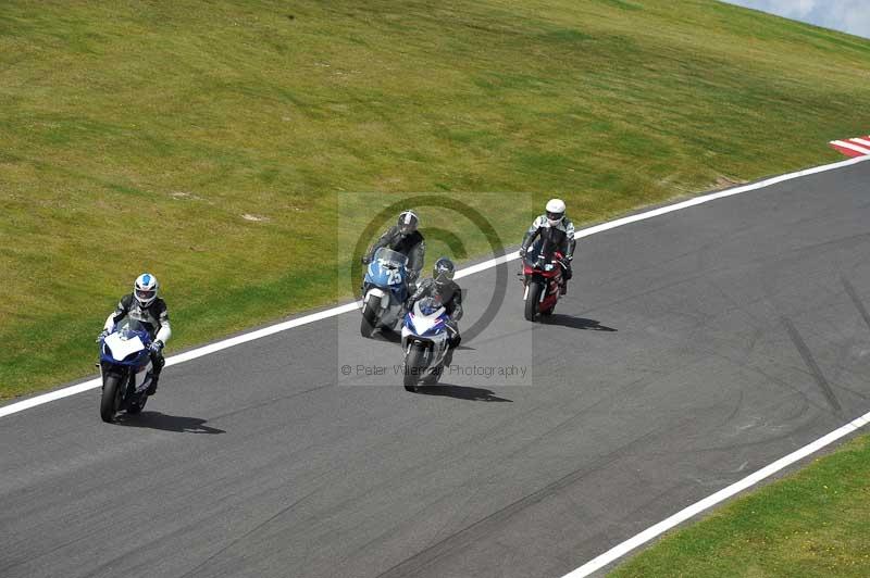 Motorcycle action photographs;Trackday digital images;cadwell;cadwell park photographs;event digital images;eventdigitalimages;motor racing louth lincolnshire;no limits trackdays;peter wileman photography;trackday;trackday photos