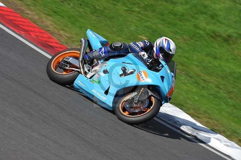 Motorcycle action photographs;Trackday digital images;cadwell;cadwell park photographs;event digital images;eventdigitalimages;motor racing louth lincolnshire;no limits trackdays;peter wileman photography;trackday;trackday photos