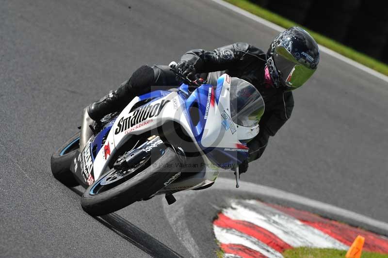 Motorcycle action photographs;Trackday digital images;cadwell;cadwell park photographs;event digital images;eventdigitalimages;motor racing louth lincolnshire;no limits trackdays;peter wileman photography;trackday;trackday photos