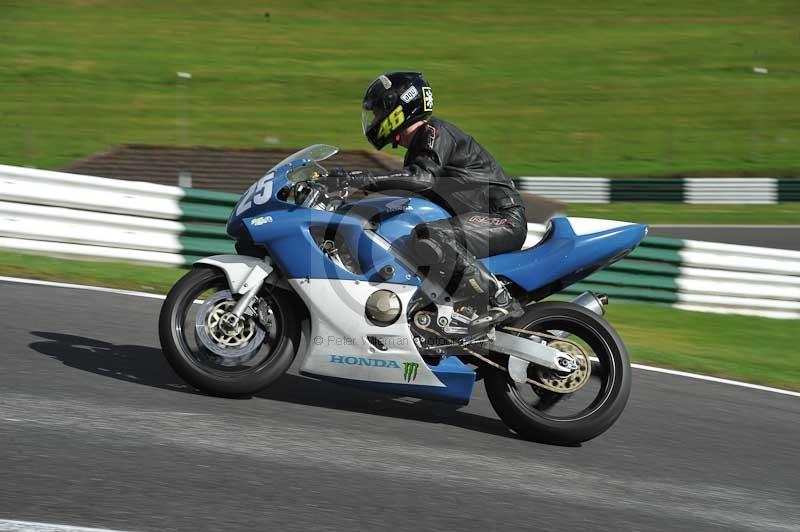 Motorcycle action photographs;Trackday digital images;cadwell;cadwell park photographs;event digital images;eventdigitalimages;motor racing louth lincolnshire;no limits trackdays;peter wileman photography;trackday;trackday photos