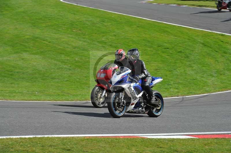 Motorcycle action photographs;Trackday digital images;cadwell;cadwell park photographs;event digital images;eventdigitalimages;motor racing louth lincolnshire;no limits trackdays;peter wileman photography;trackday;trackday photos