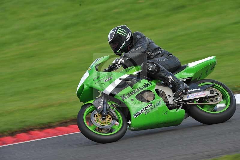 Motorcycle action photographs;Trackday digital images;cadwell;cadwell park photographs;event digital images;eventdigitalimages;motor racing louth lincolnshire;no limits trackdays;peter wileman photography;trackday;trackday photos