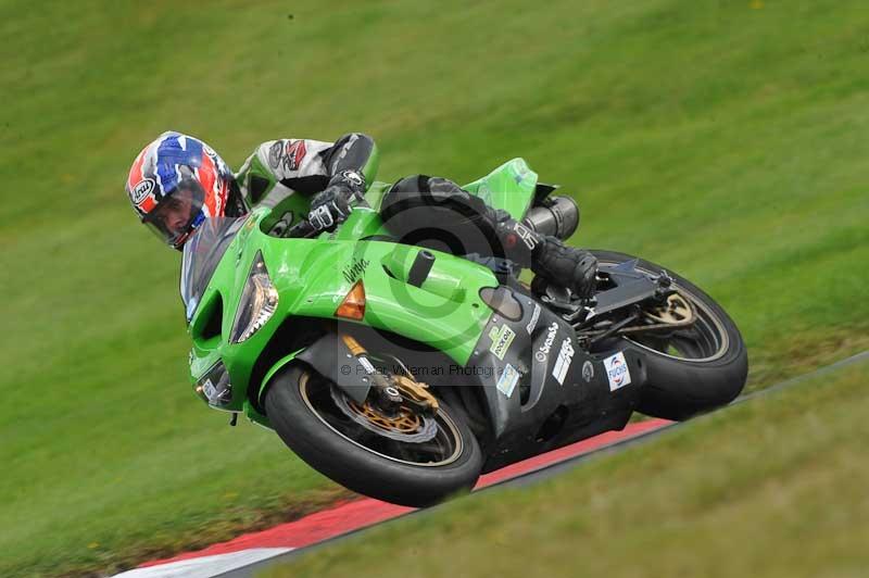 Motorcycle action photographs;Trackday digital images;cadwell;cadwell park photographs;event digital images;eventdigitalimages;motor racing louth lincolnshire;no limits trackdays;peter wileman photography;trackday;trackday photos