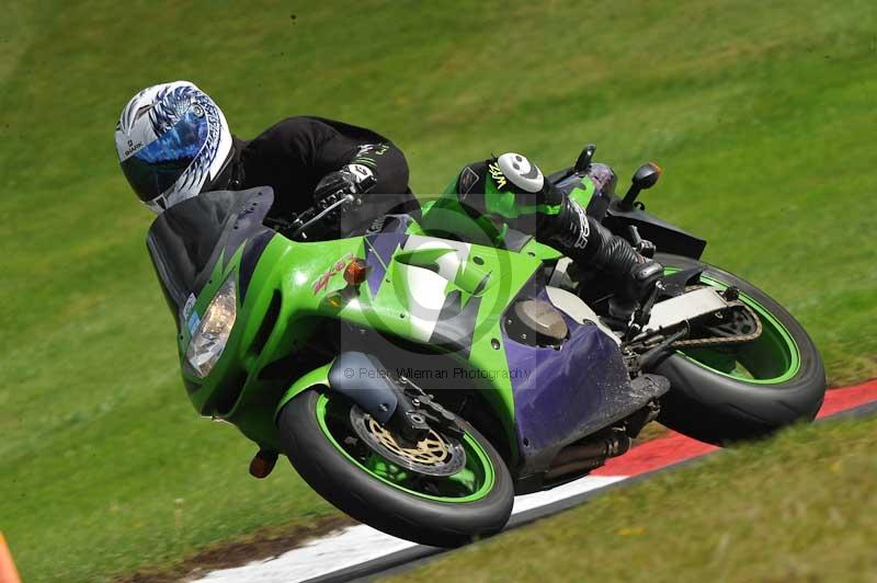 Motorcycle action photographs;Trackday digital images;cadwell;cadwell park photographs;event digital images;eventdigitalimages;motor racing louth lincolnshire;no limits trackdays;peter wileman photography;trackday;trackday photos