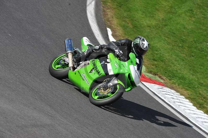 Motorcycle action photographs;Trackday digital images;cadwell;cadwell park photographs;event digital images;eventdigitalimages;motor racing louth lincolnshire;no limits trackdays;peter wileman photography;trackday;trackday photos