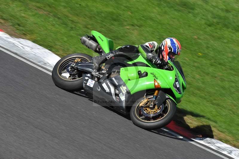 Motorcycle action photographs;Trackday digital images;cadwell;cadwell park photographs;event digital images;eventdigitalimages;motor racing louth lincolnshire;no limits trackdays;peter wileman photography;trackday;trackday photos