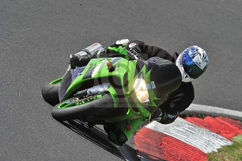 Motorcycle action photographs;Trackday digital images;cadwell;cadwell park photographs;event digital images;eventdigitalimages;motor racing louth lincolnshire;no limits trackdays;peter wileman photography;trackday;trackday photos