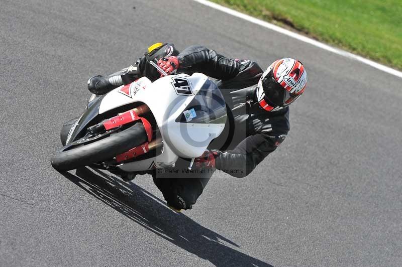 Motorcycle action photographs;Trackday digital images;cadwell;cadwell park photographs;event digital images;eventdigitalimages;motor racing louth lincolnshire;no limits trackdays;peter wileman photography;trackday;trackday photos