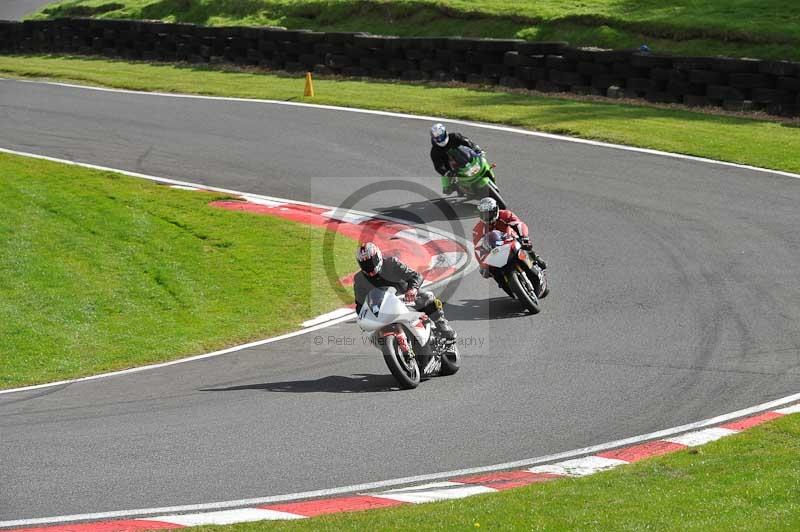 Motorcycle action photographs;Trackday digital images;cadwell;cadwell park photographs;event digital images;eventdigitalimages;motor racing louth lincolnshire;no limits trackdays;peter wileman photography;trackday;trackday photos