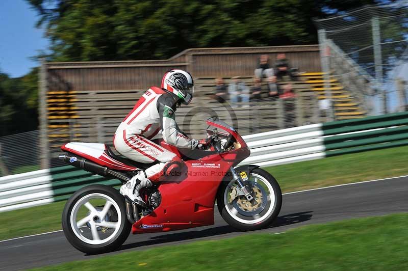 Motorcycle action photographs;Trackday digital images;cadwell;cadwell park photographs;event digital images;eventdigitalimages;motor racing louth lincolnshire;no limits trackdays;peter wileman photography;trackday;trackday photos