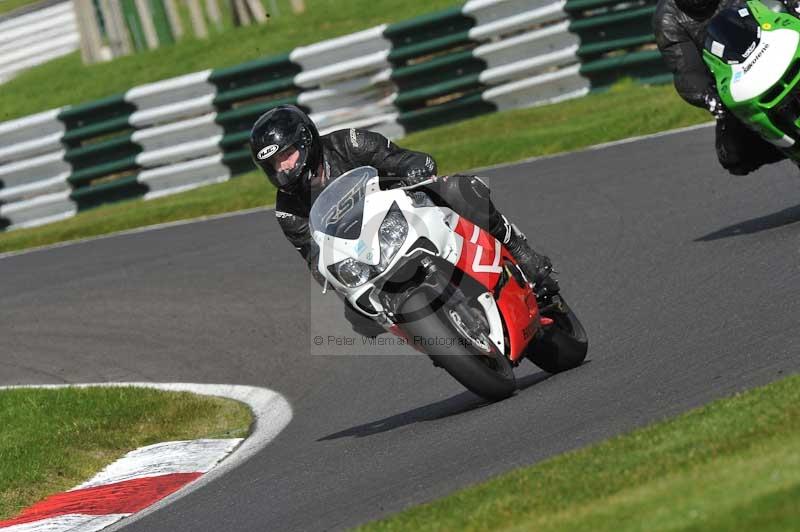 Motorcycle action photographs;Trackday digital images;cadwell;cadwell park photographs;event digital images;eventdigitalimages;motor racing louth lincolnshire;no limits trackdays;peter wileman photography;trackday;trackday photos