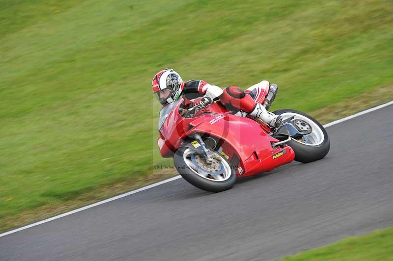 Motorcycle action photographs;Trackday digital images;cadwell;cadwell park photographs;event digital images;eventdigitalimages;motor racing louth lincolnshire;no limits trackdays;peter wileman photography;trackday;trackday photos