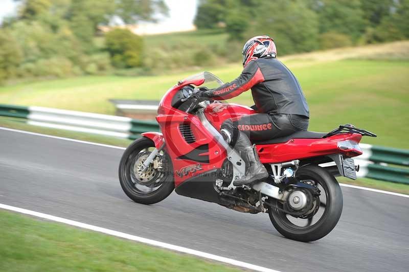 Motorcycle action photographs;Trackday digital images;cadwell;cadwell park photographs;event digital images;eventdigitalimages;motor racing louth lincolnshire;no limits trackdays;peter wileman photography;trackday;trackday photos