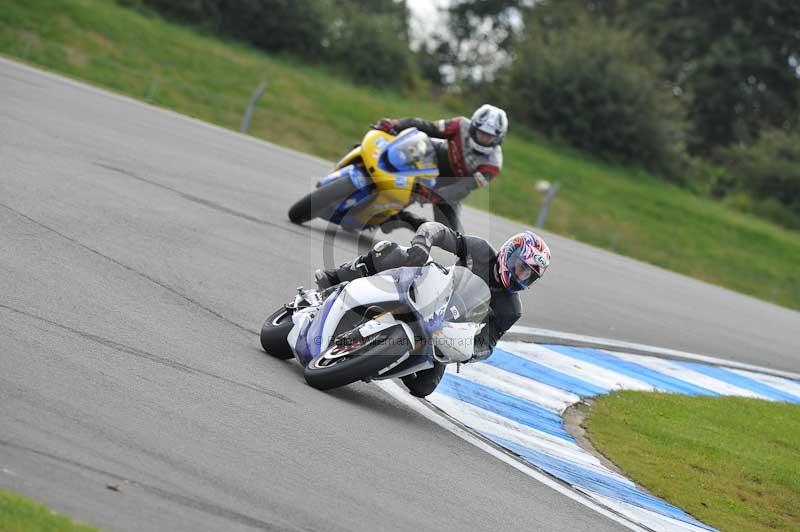 Motorcycle action photographs;donington;donington park leicestershire;donington photographs;event digital images;eventdigitalimages;no limits trackday;peter wileman photography;trackday;trackday digital images;trackday photos