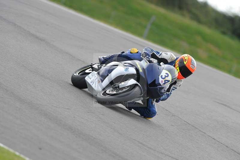 Motorcycle action photographs;donington;donington park leicestershire;donington photographs;event digital images;eventdigitalimages;no limits trackday;peter wileman photography;trackday;trackday digital images;trackday photos