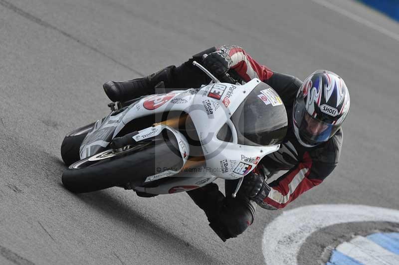 Motorcycle action photographs;donington;donington park leicestershire;donington photographs;event digital images;eventdigitalimages;no limits trackday;peter wileman photography;trackday;trackday digital images;trackday photos